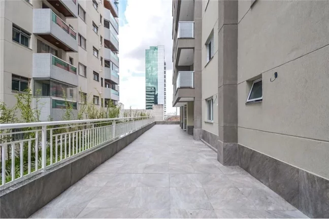 Imagem Apartamento à Venda Na Liberdade Com 1 Dormitório e 1 Vaga