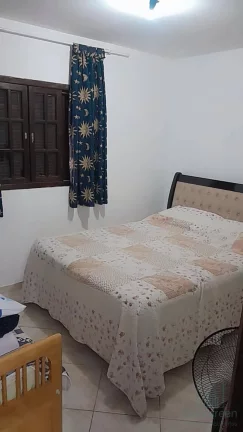 Imagem Sobrado c/ 4 dormitórios, seno 1 suíte, à Venda, 244,78 m²