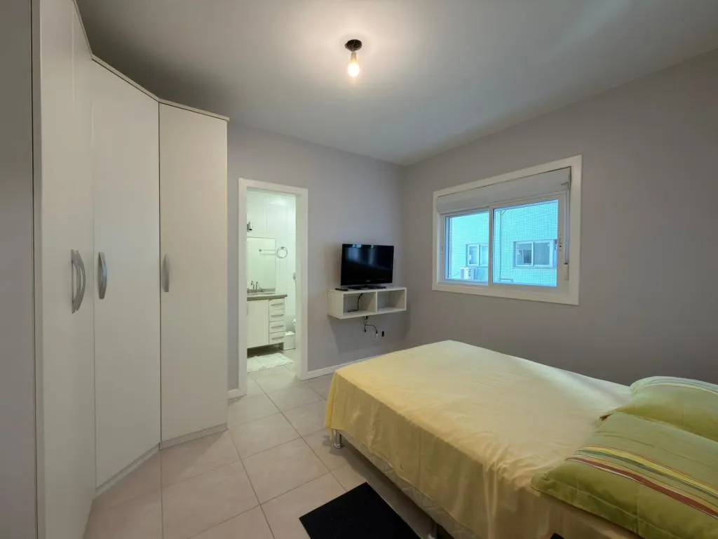 Imagem Apartamento 3 Dormitórios - Bairro Navegantes