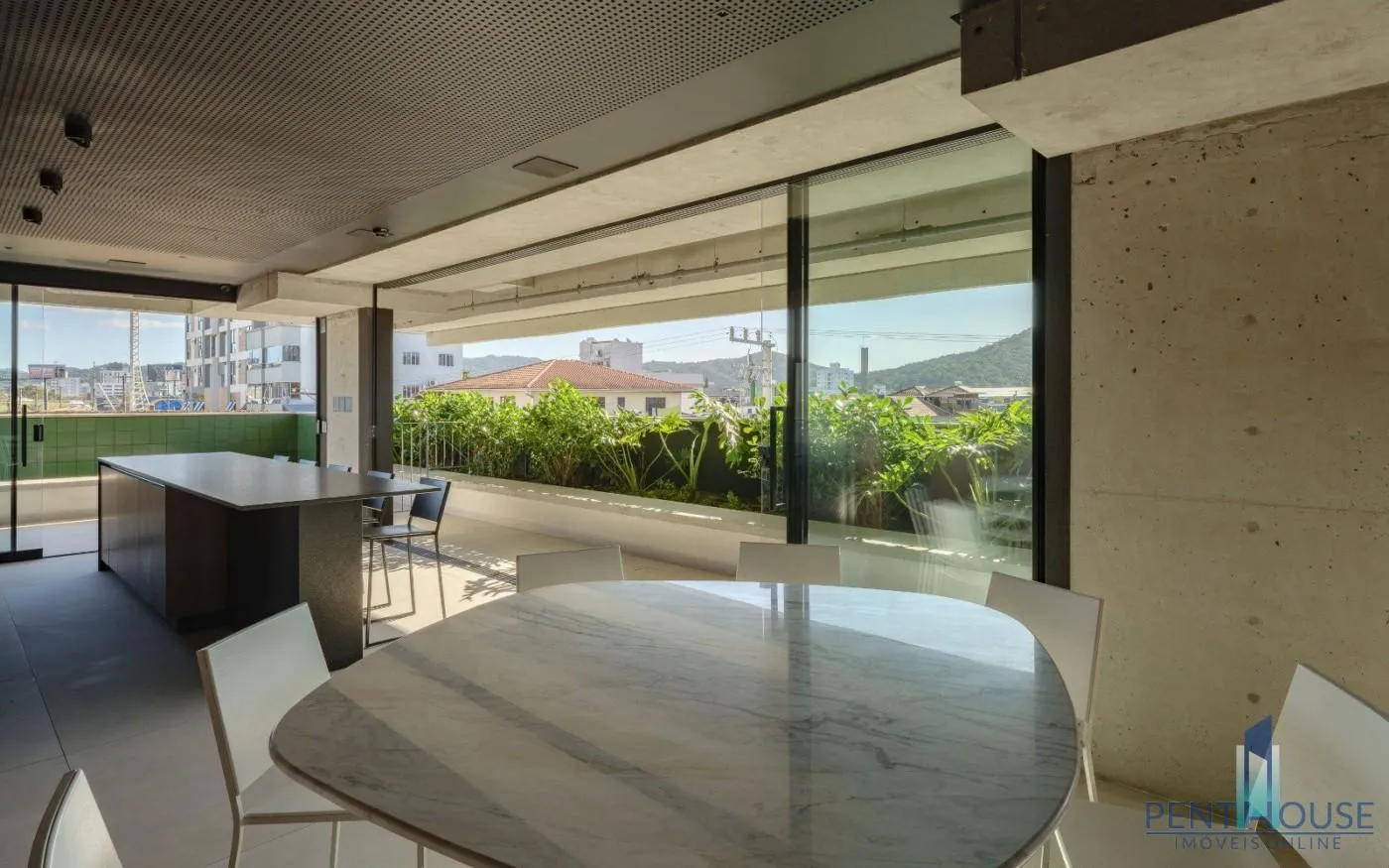 Imagem Apartamento Zona Central para Venda em Balneário Camboriú, CENTRO, 2 dormitórios, 1 suíte, 2 banheiros, 1 vaga