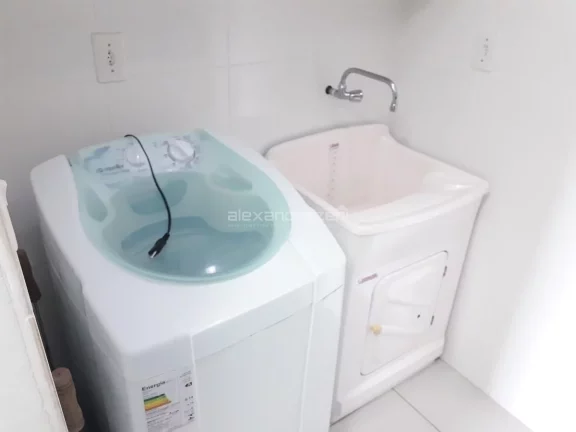 Imagem Apartamento 2 dormitórios próximo ao mar