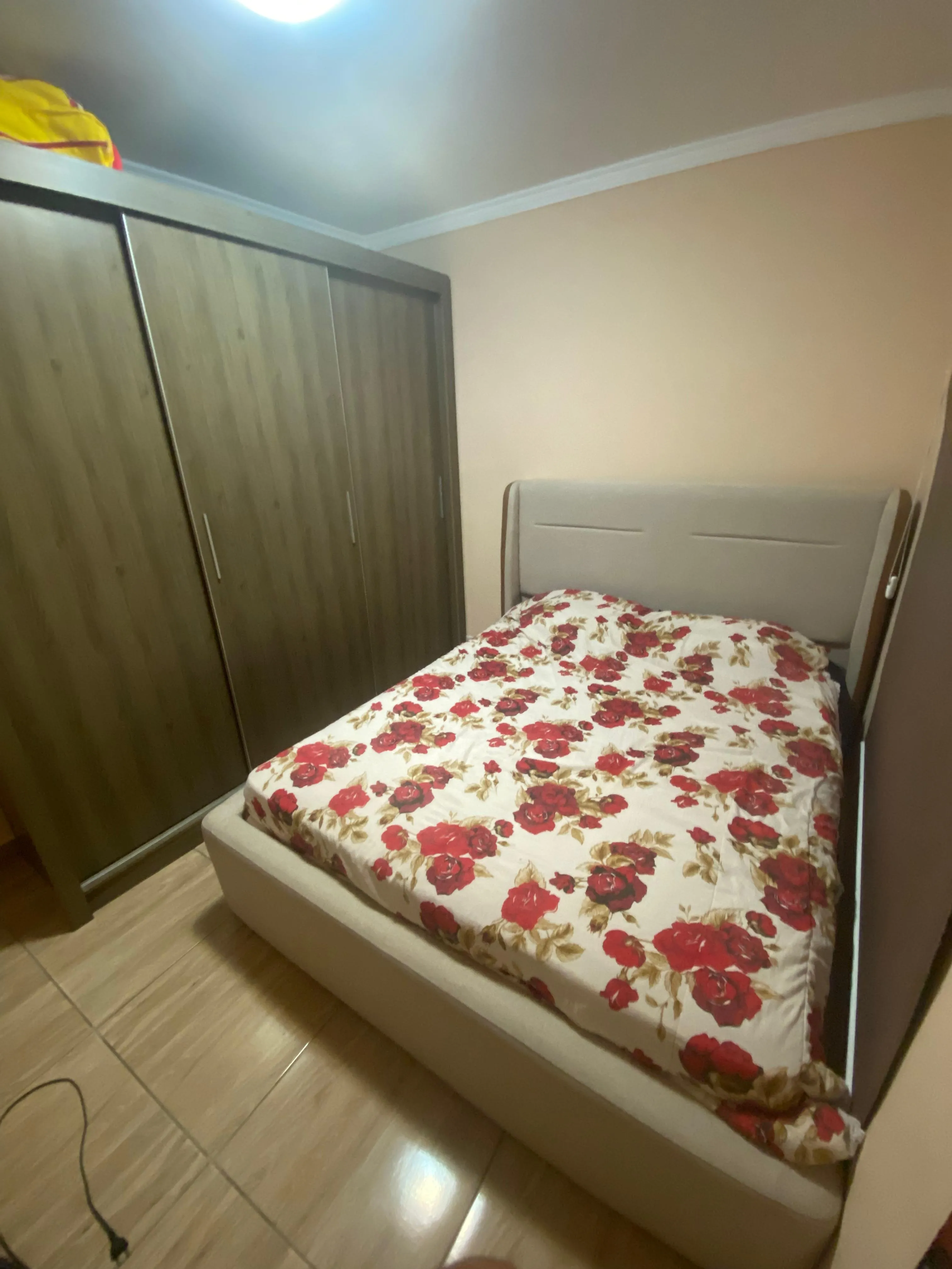 Imagem Imperdível: Apartamento à venda em cidade, bairro - 2 quartos, 1 sala, 1 banheiro, 1 vaga, 47m².