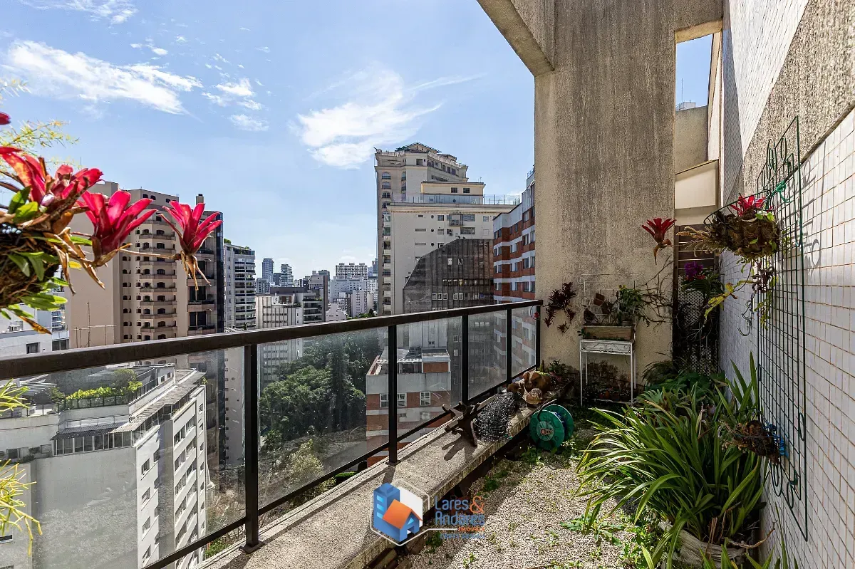 Imagem Cobertura para venda em Jardim Paulista com 3 quartos, sendo 1 suíte, 277m²