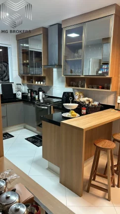 Imagem Casa de Luxo em Condomínio no Recreio dos Bandeirantes com 4 Suítes e 450m² - Rio de Janeiro-RJ
