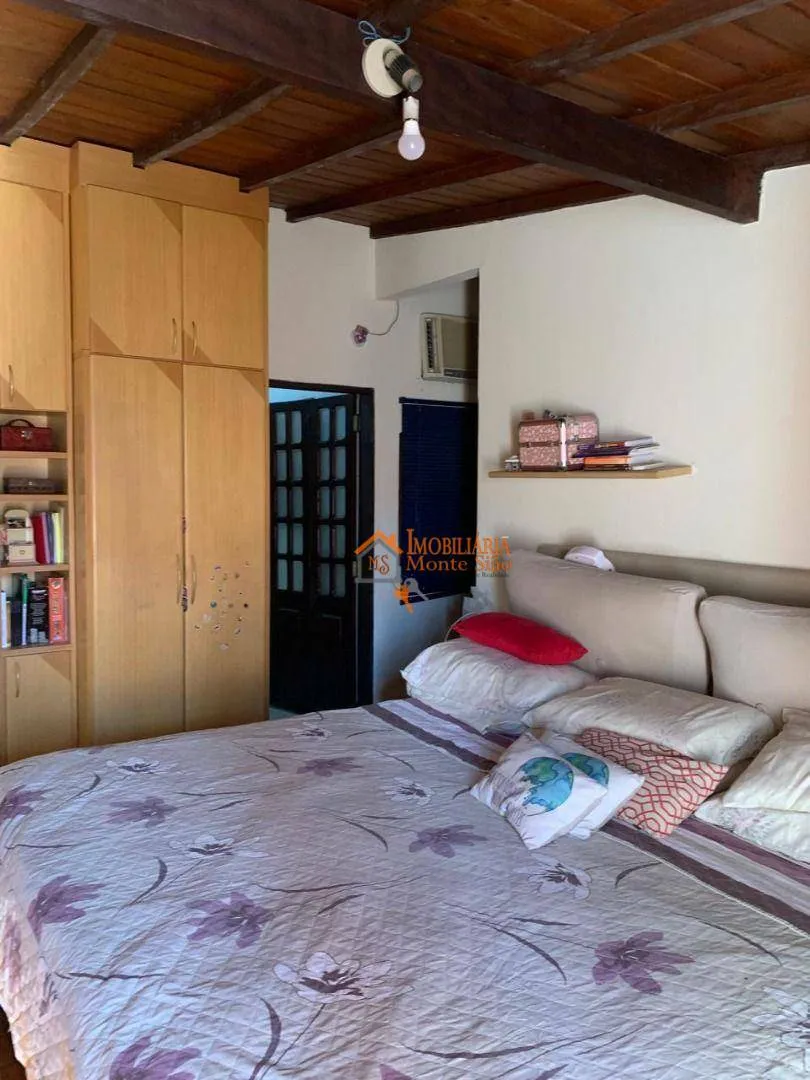 Imagem Casa com 4 dormitórios à venda, 216 m² por R$ 2.500.000,00 - Vila Rosália - Guarulhos/SP