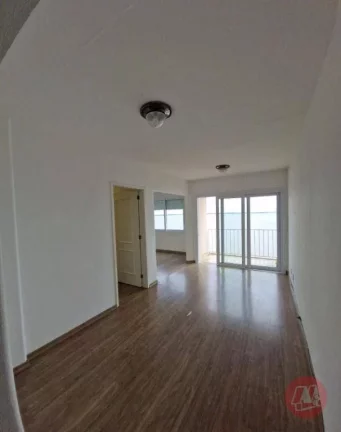 Imagem Apartamento com 3 dormitórios, sacada e 1 vaga. venda, 100 m² por R$ 480.000 - Vila Assunção - Porto Alegre/RS