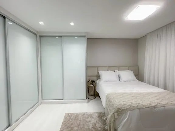 Imagem Cobertura com 3 Quartos à Venda, 273 m² em Centro - Balneário Camboriú