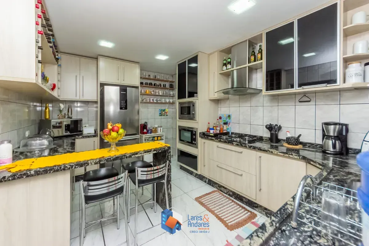 Imagem Sobrado para venda em Vila Mazzei com 2 quartos, 120m²