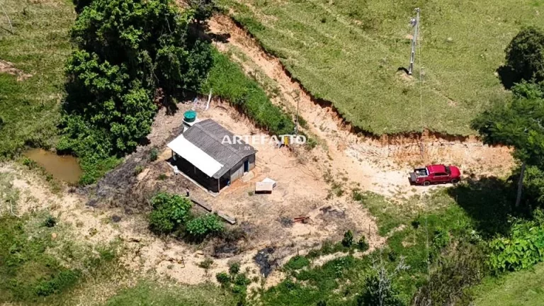 Imagem Sítio à venda em Capitólio, Centro, 13000m2