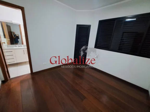 Imagem Apartamento á venda com 232m², 4 suítes, varanda de frente, 3 vagas por R$1.596.000,00 no Boqueirão em Santos
