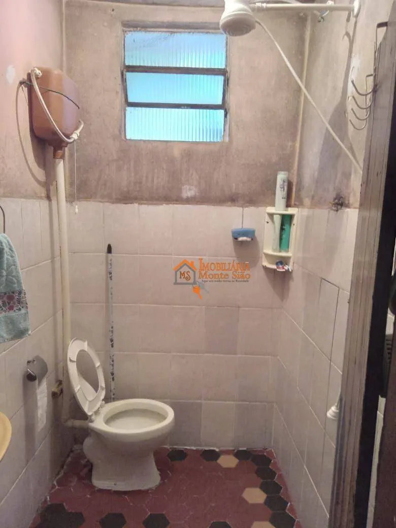 Imagem Sobrado com 6 dormitórios à venda, 200 m² por R$ 371.000,00 - Jardim São Domingos - Guarulhos/SP