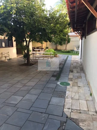Imagem Casa de Luxo em Condomínio na Taquara, Rio de Janeiro - 5 Quartos, 5 Suítes, 430m² - Imperdível!