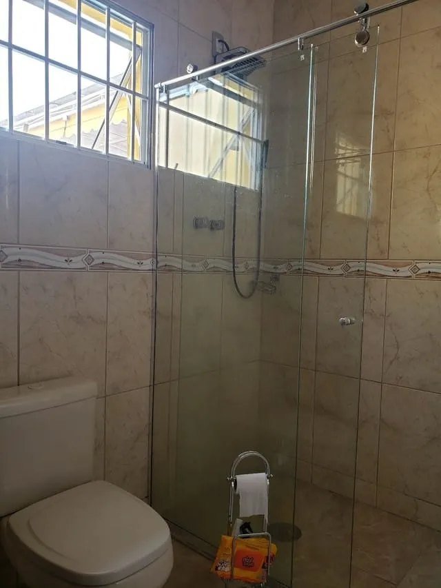 Imagem Casa à venda 3 Quartos, 1 Suite, 2 Vagas, 300M², Vila São José, Taubaté - SP