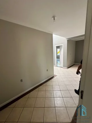 Imagem Prédio comercial/residencial, para investidores, 02 sala, 05 quartos c/suítes em Palhoça SC