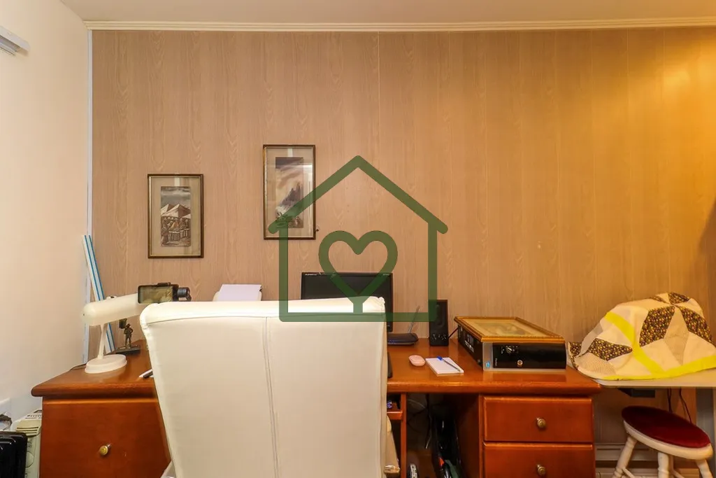 Imagem Casa com 4 dormitórios e 5 vagas no bairro Passo DAreia 
 
Casa com 180m² de área privativa, em t...