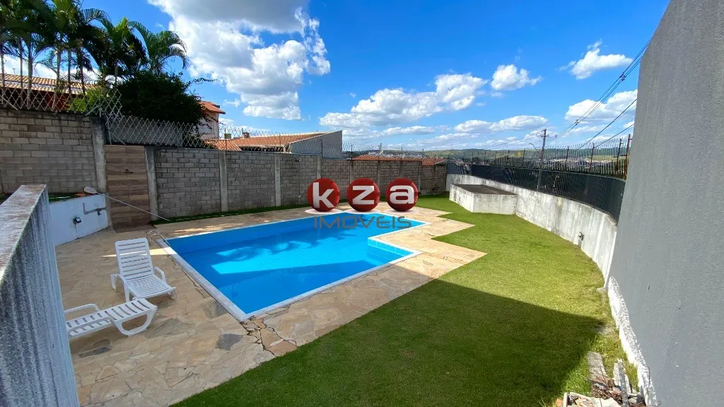 Imagem Terreno à venda no Condomínio Vivenda das Pitangueiras em Valinhos-SP com 300m² de área!