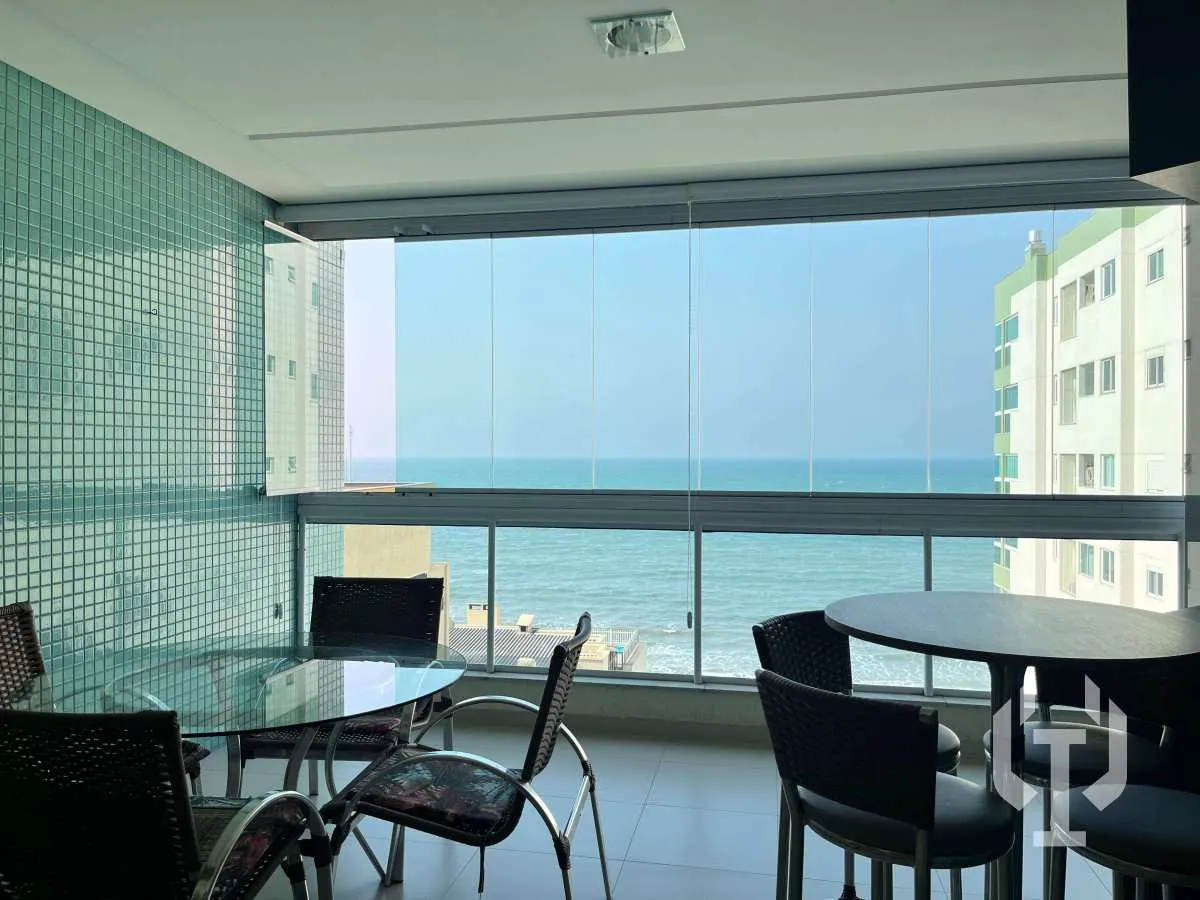 Imagem Apartamento Frente Mar 4 Suítes Mobiliado Pronto Para Morar em Meia Praia