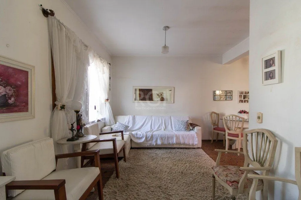 Imagem Casa Sobrado no bairro Cristo Redentor em Porto Alegre