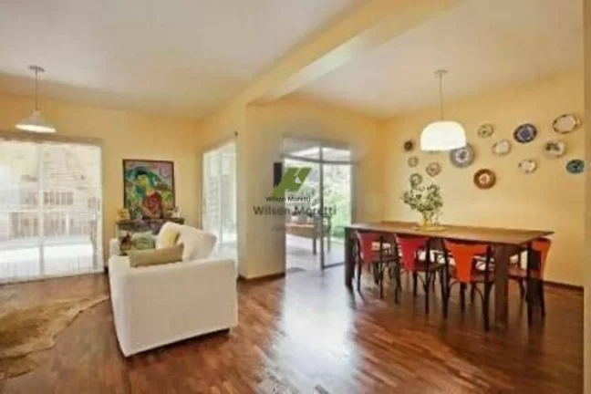 Imagem Casa em Condomínio de Alto Padrão