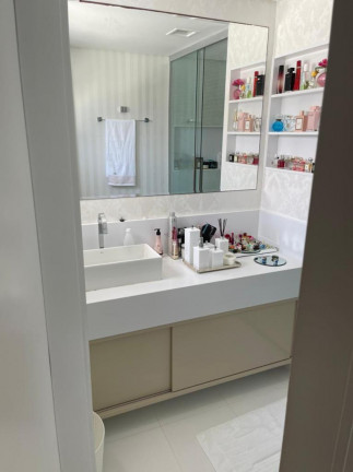 Casa com 3 Quartos à Venda, 293 m² em Buraquinho - Lauro de Freitas