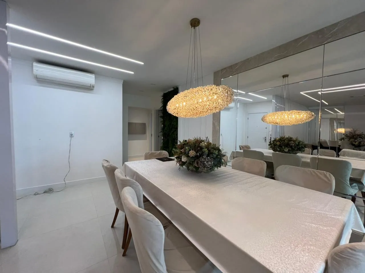 Imagem Apartamento à venda com 130m2 por R$ 2.050.000,00