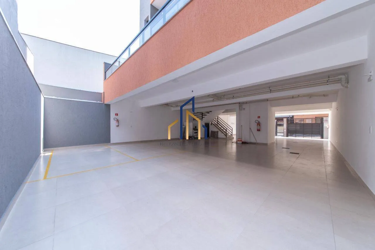 Imagem Apartamento sem condomínio para alugar no Parque Jaçatuba em Santo André/SP