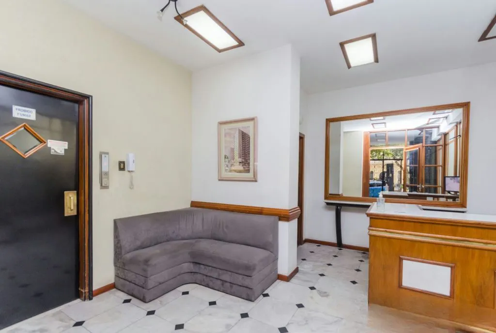 Imagem Apartamento de 3 dormitórios à venda no Bairro Centro Histórico - Porto Alegre