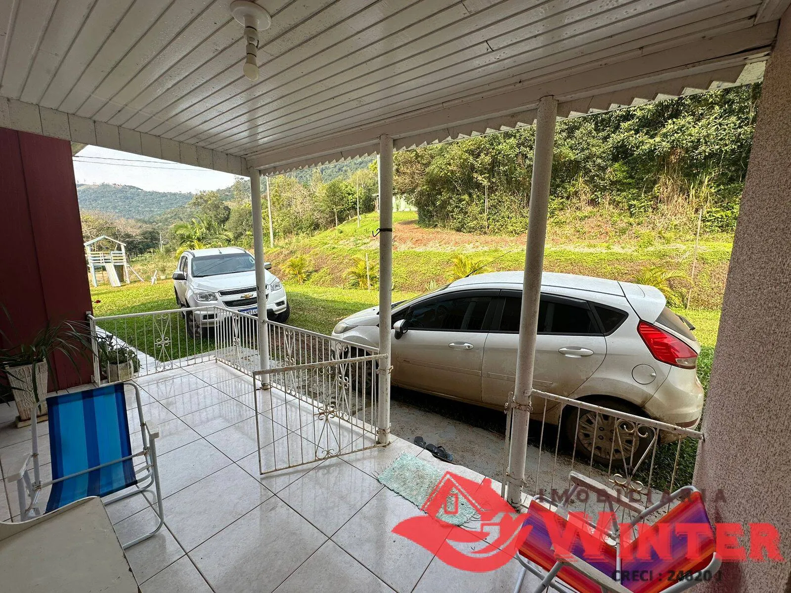 Imagem Chácara com 10.258 m2 com casa.
