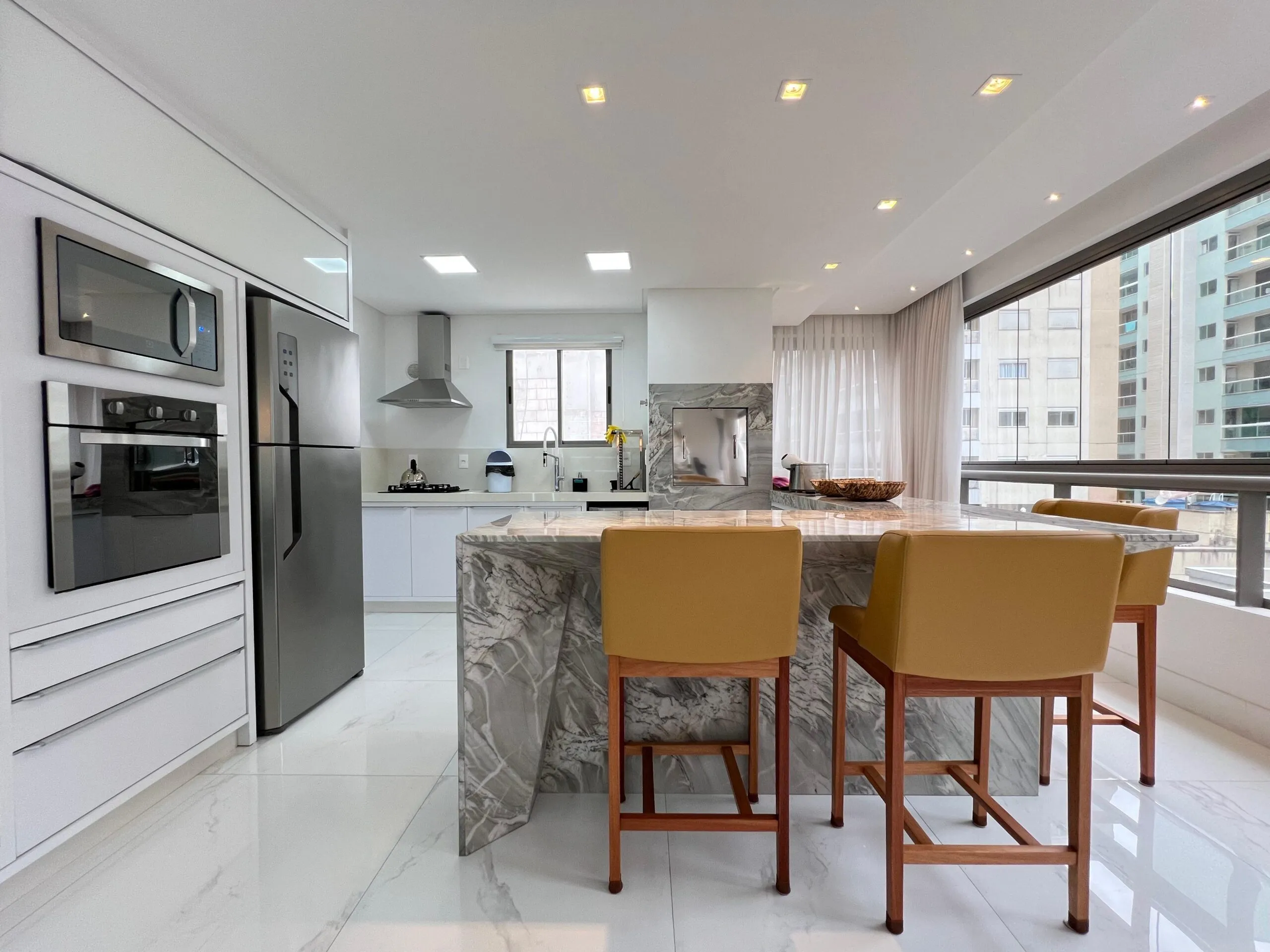 Imagem Apartamento à venda com 198m2 por R$ 3.500.000,00