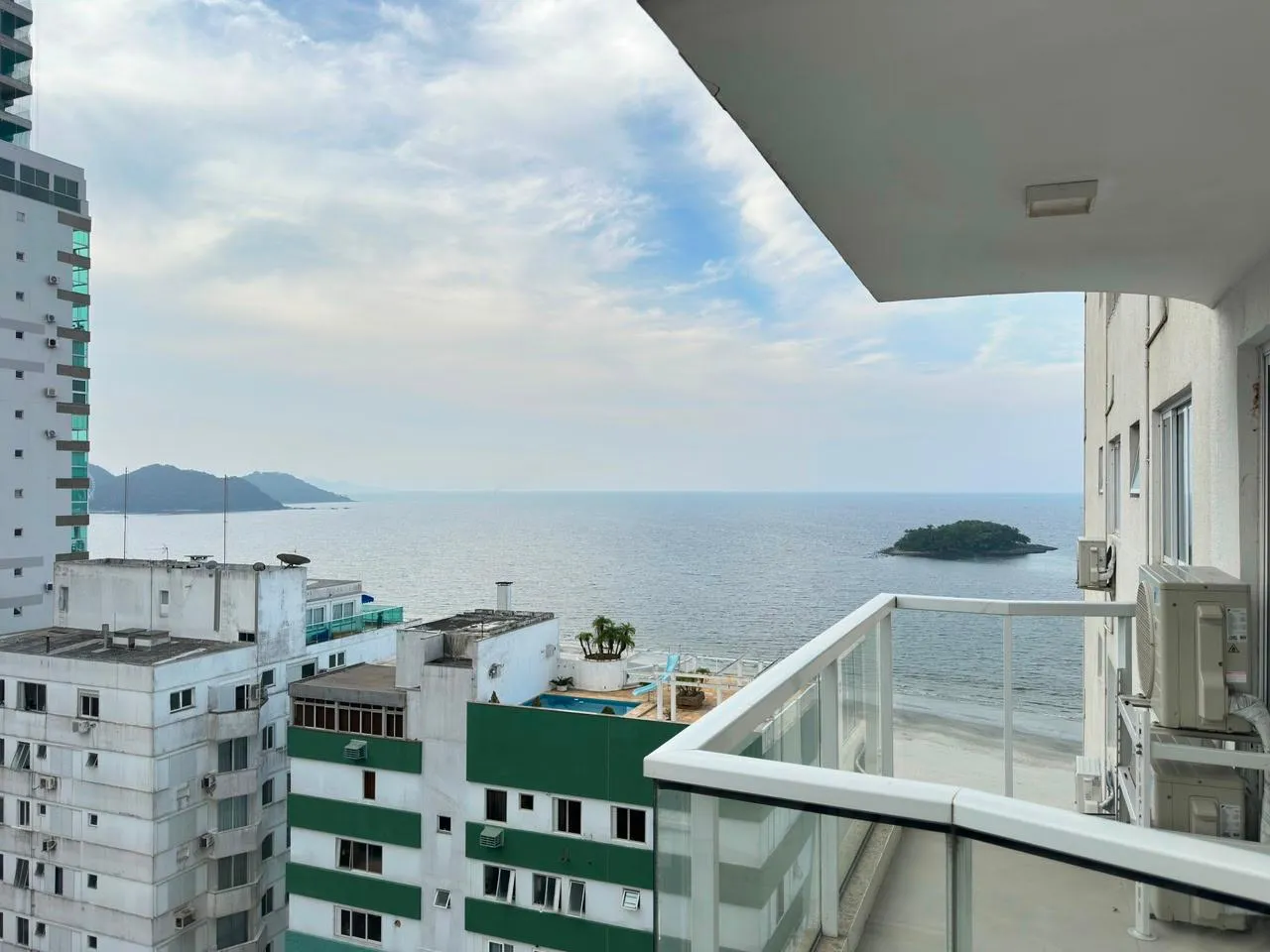 Imagem Apartamento com vista para o mar à venda com 165m2 por R$ 2.800.000,00