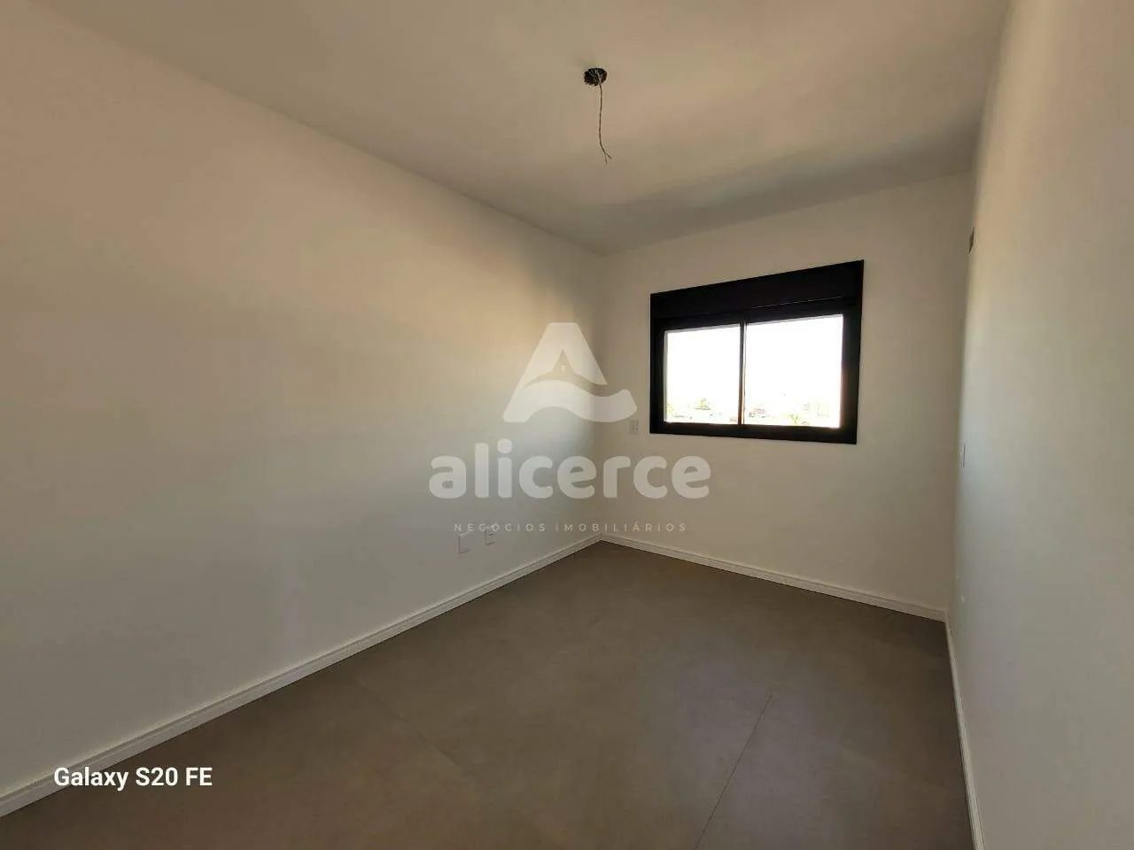 Imagem Apartamento à venda com 03 dormitórios e 01 suíte,no Jardim Eldorado - Palhoça.
