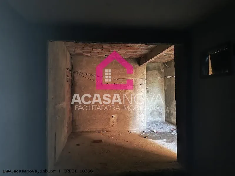 Imagem Casa para Venda em Nova Iguaçu, Ipiranga, 2 dormitórios, 1 banheiro