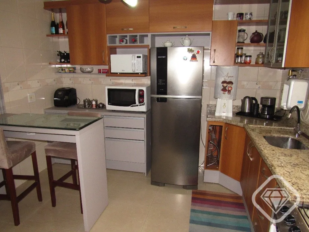 Imagem Apartamento espaçoso próximo ao Zaffari.
Conforto, localização e excelente custo benefício

Est...