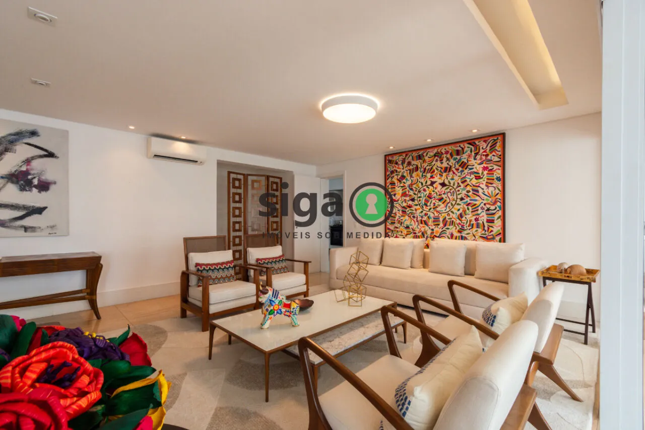 Imagem Apartamento alto padrão à venda em Moema 335 m² 4 suítes e 4 vagas