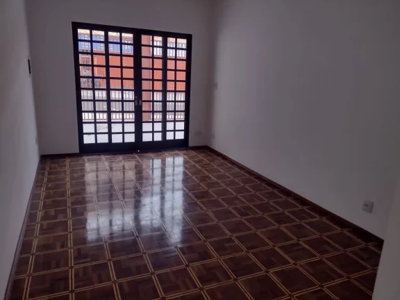 Imagem CASA 280M² 3 QUARTOS E 1 SUITE PROXIMO A GENERAL CARNEIRO