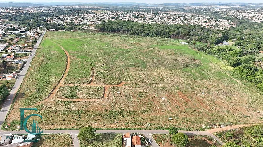 Imagem Terreno em Condomínio a Venda no bairro Residencial Jardins Miami - Aparecida de Goiânia, GO