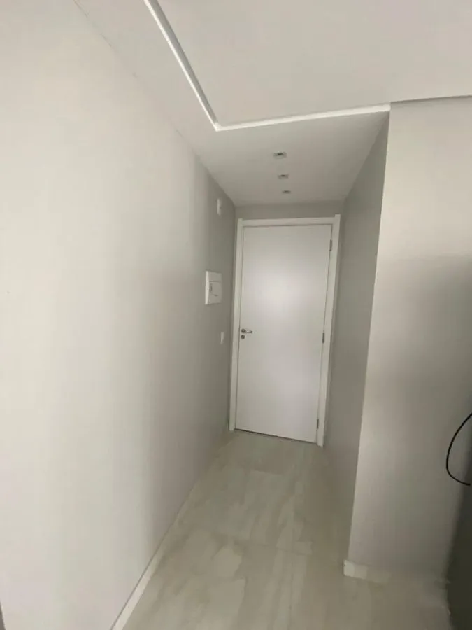 Imagem Apartamento com 2 dormitórios à venda, 41 m² por R$ 370.000