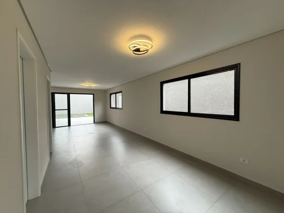 Imagem Casa com 3 Dorms e Piscina - Residencial Nova Jaguari