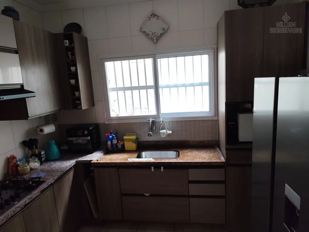 Imagem Sobrado à venda - 3 dorms, suíte, 145 m², churrasqueira e 2 vagas
