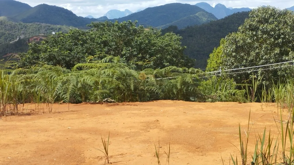 Imagem Terreno em Condomínio para Venda em Teresópolis / RJ no bairro Albuquerque