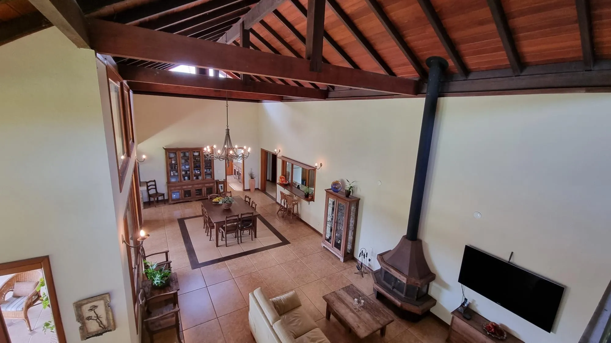 Imagem Casa para Venda - 600m², 4 dormitórios, sendo 4 suites, Vila Nova
