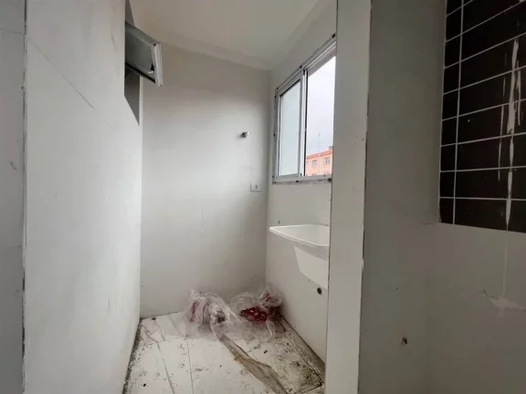 Imagem Casa de Condomínio com 3 dorms, Caiçara, Praia Grande - R$ 460 mil, Cod: 2354