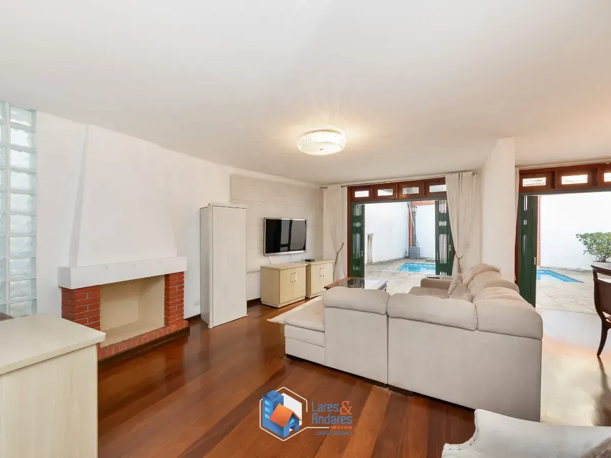 Imagem Sobrado para venda em Vila Sônia com 4 quartos, sendo 2 suítes, 301m²