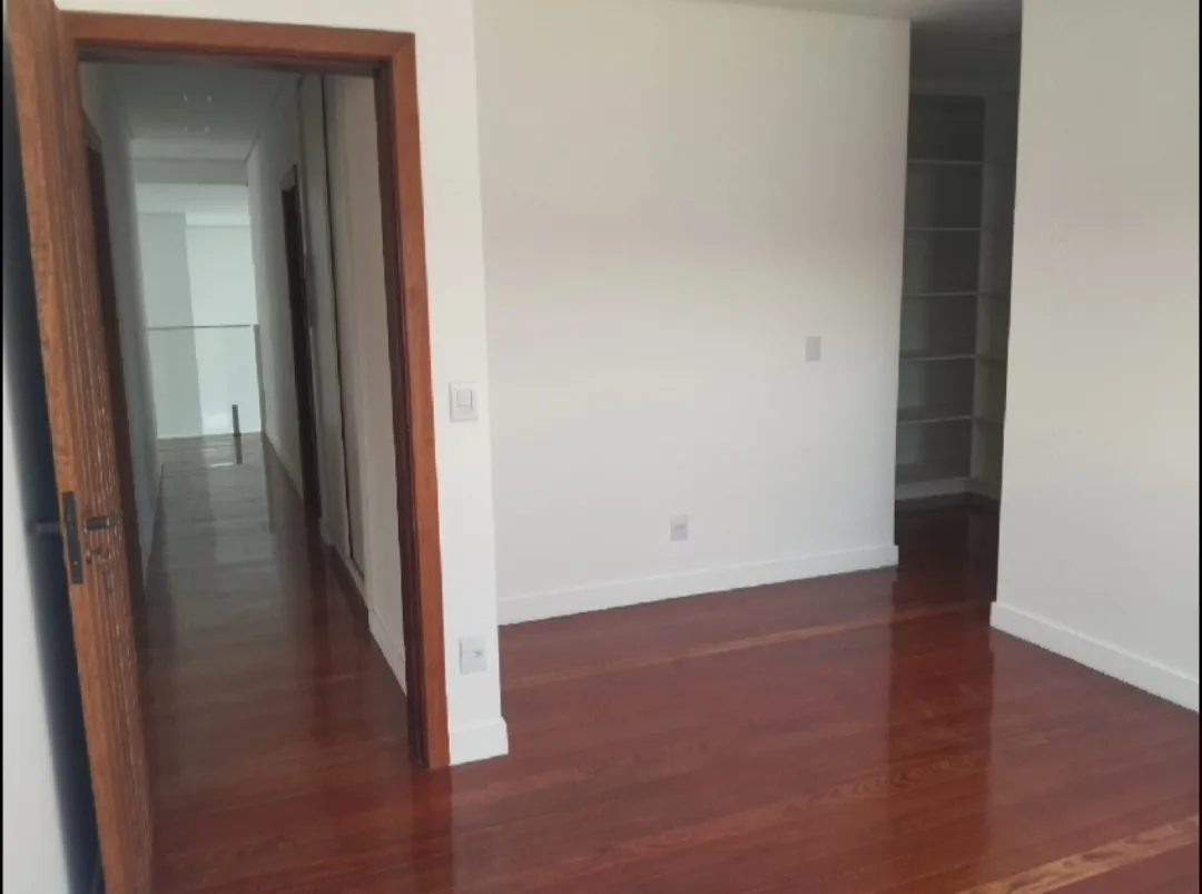 Imagem Sobrado Impecável no Alphaville 1 ? 4 Suítes, Pé Direito Duplo e Design Moderno