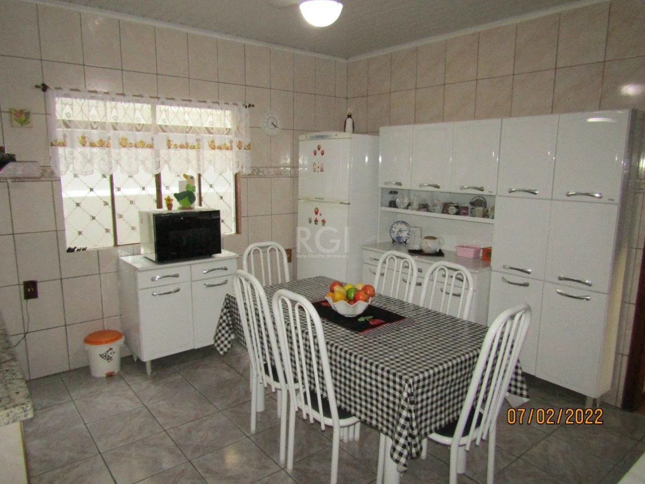 Imagem Casa para Venda - 154.78m², 3 dormitórios, sendo 1 suites, 3 vagas - Camaquã