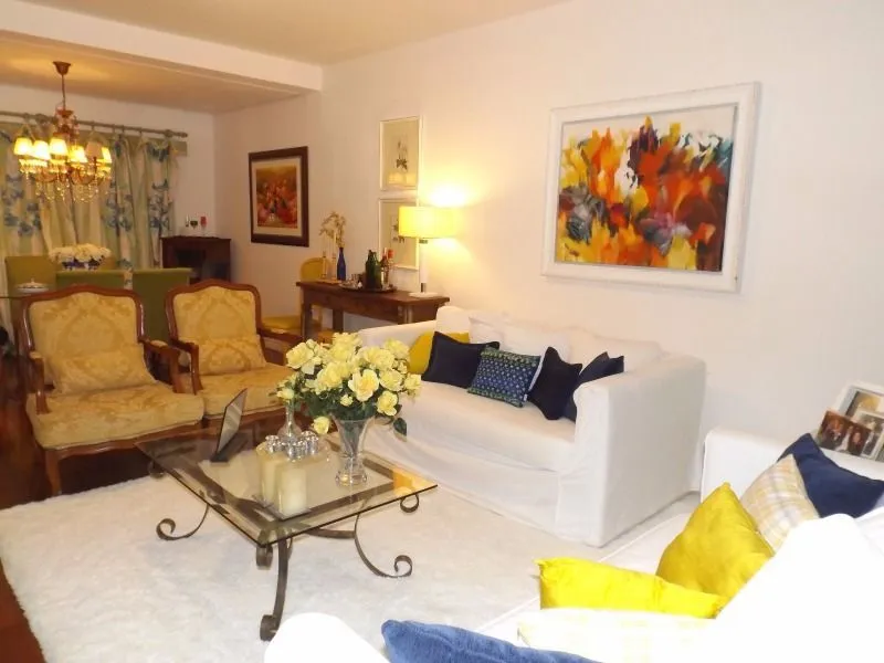 Imagem Casa Condominio para Venda - 350m², 4 dormitórios, sendo 1 suites, 2 vagas - Santa Tereza