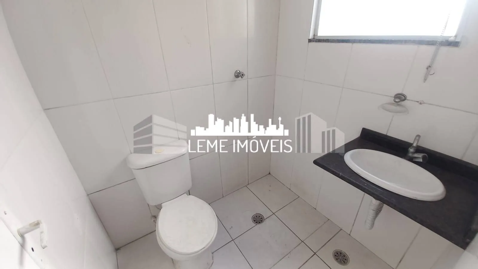 Imagem Sobrado com 4 cômodos, 2 suítes Aceita financiamento Habitacional!!!