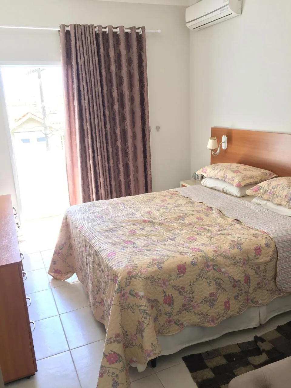Imagem Casa Dupla Localizada no Condomínio Santo Antônio l