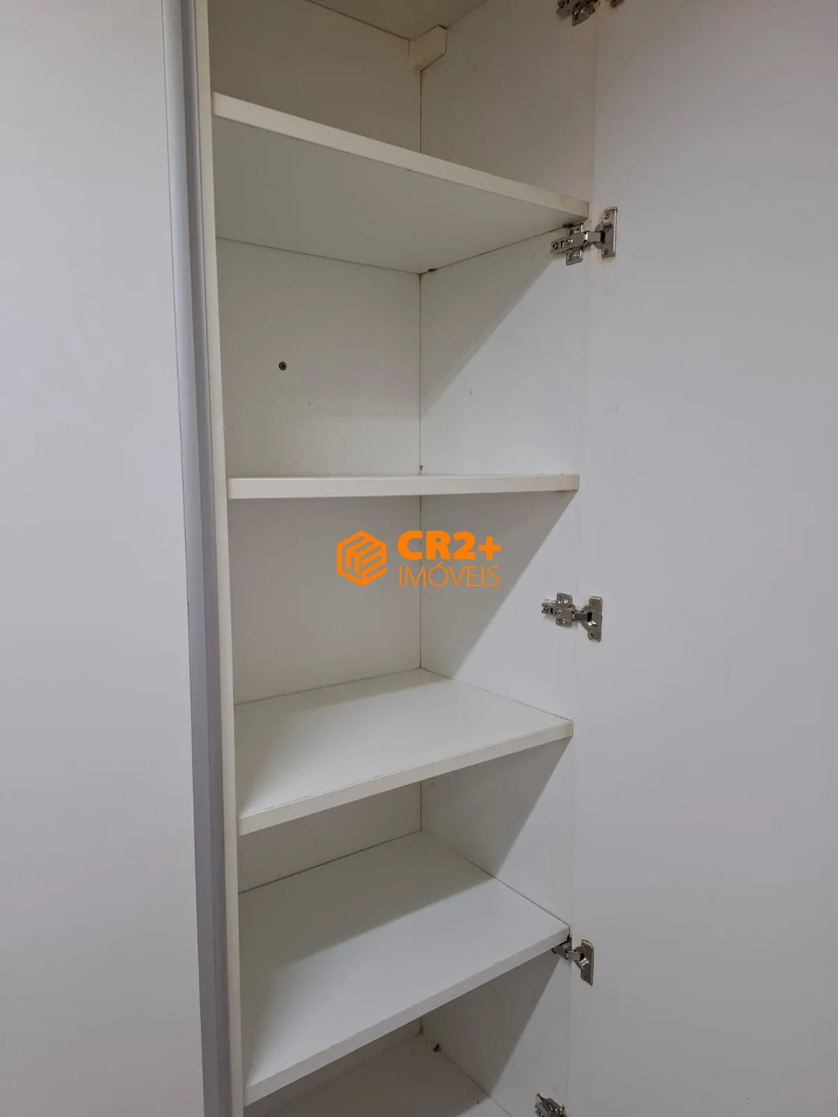 Imagem Vendo apartamento reformado em Boa Viagem com 121m²