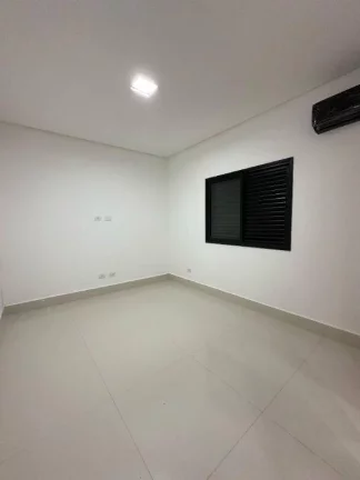 Imagem Casa com 3 dormitórios à venda, 115 m² por R$ 830.000,00 - Caiçara - Praia Grande/SP